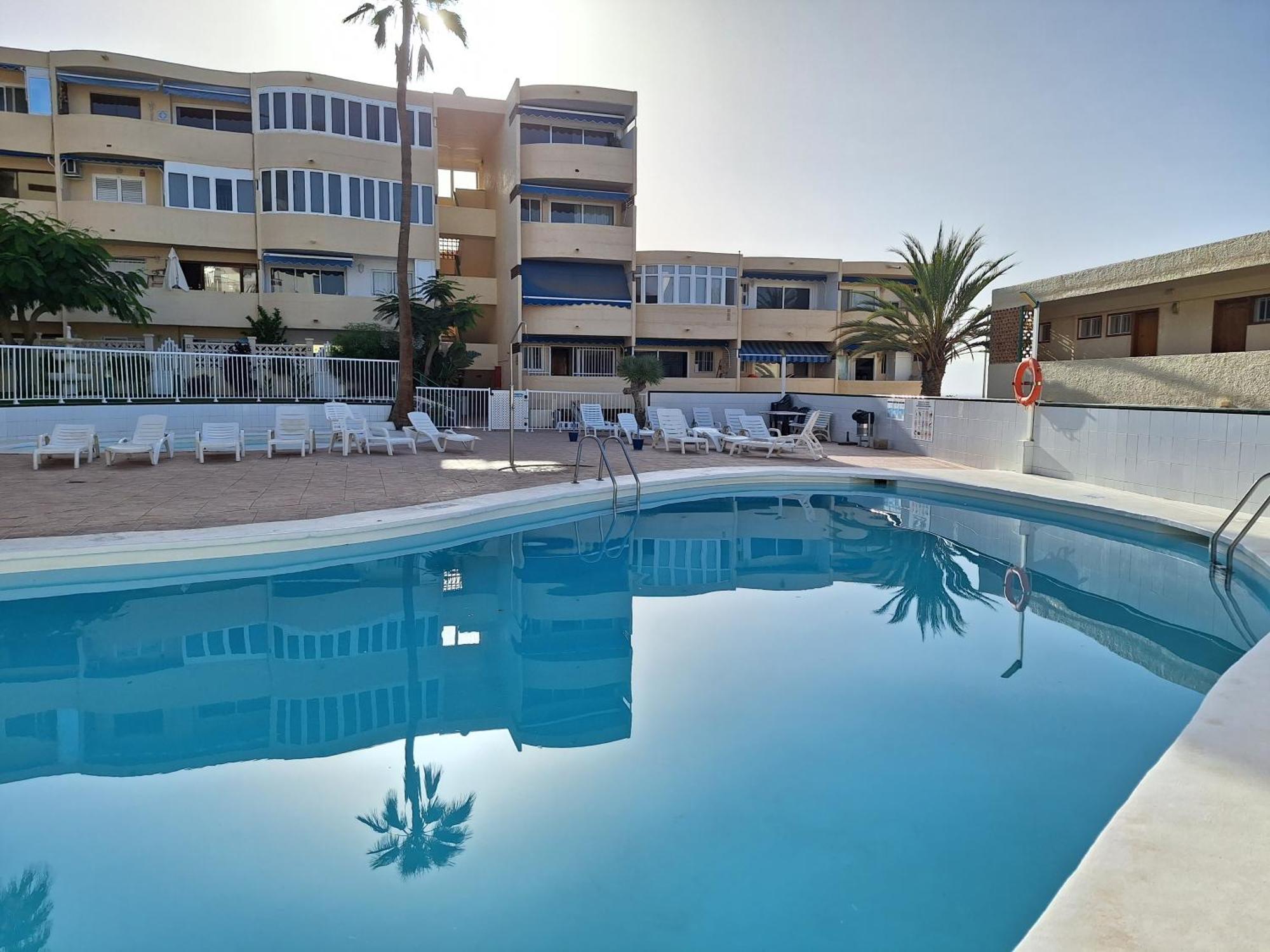 White And Quiet! Modern Apartment In San Agustin San Bartolomé Exterior foto